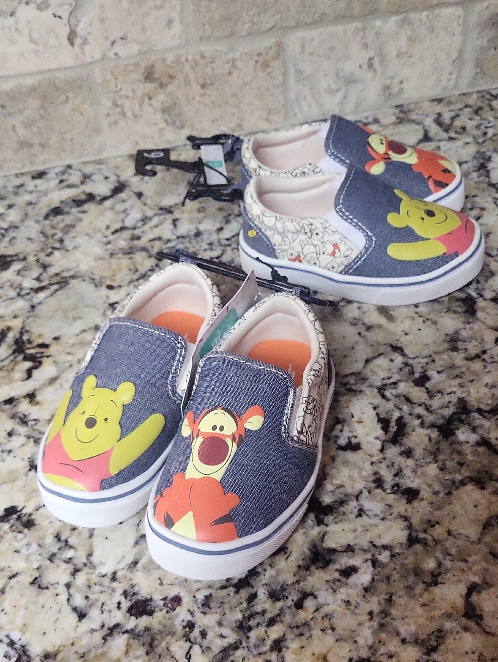 Winnie The Pooh Baby Boys Sneakers Bundle Sz 6